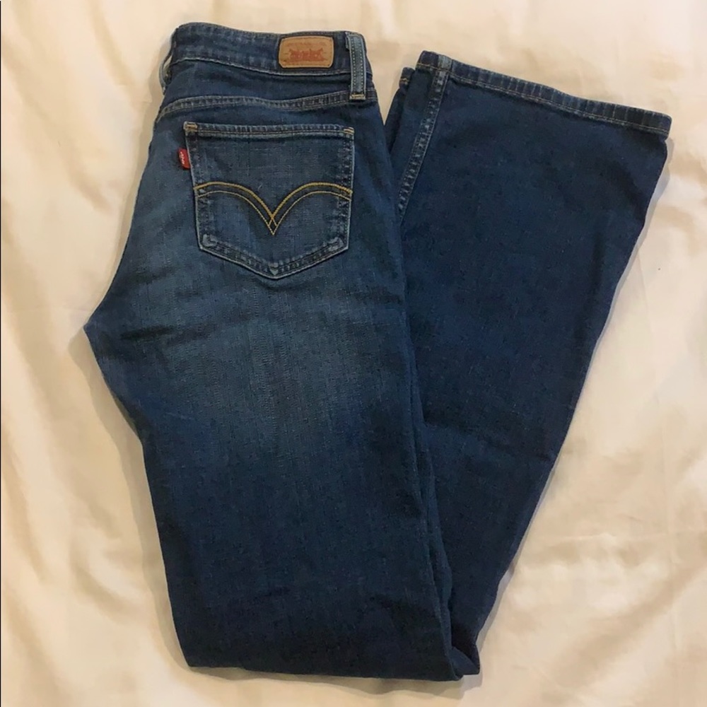 Levi bootcut jeans
